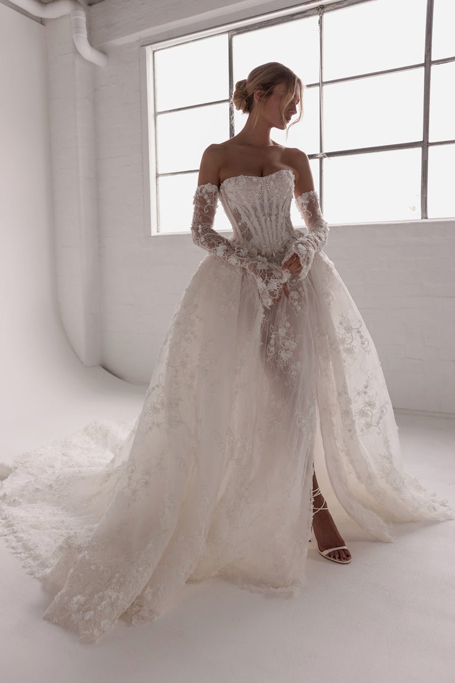 Ambroisine - Wedding Dress - Pallas Couture