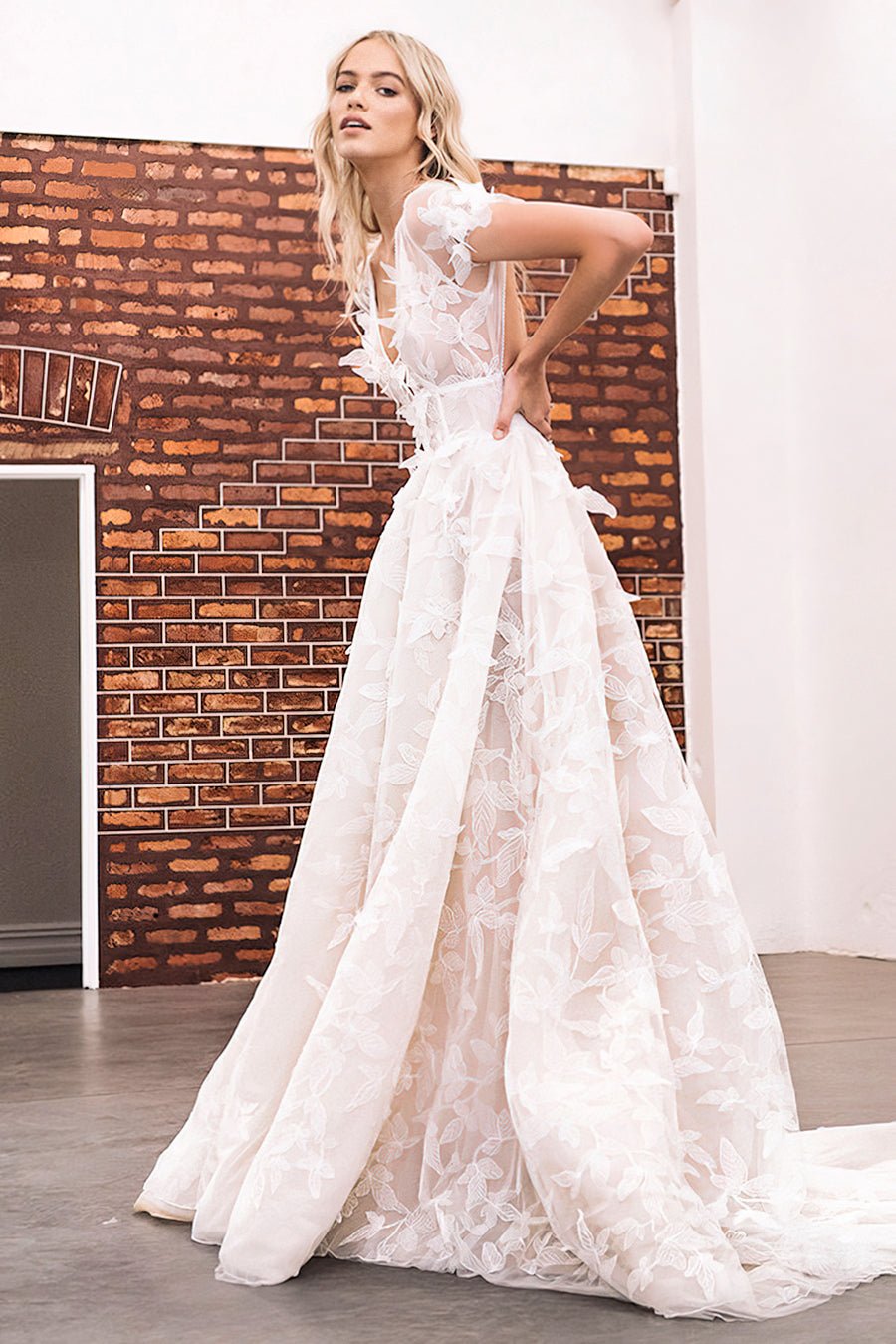 Mont Claire Court - Pallas Couture