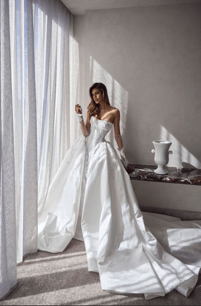 Madeleine - Wedding Dress - Pallas Couture