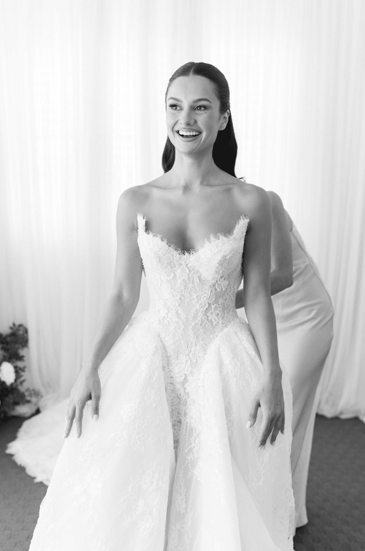 Victoria - Wedding Dress - Pallas Couture